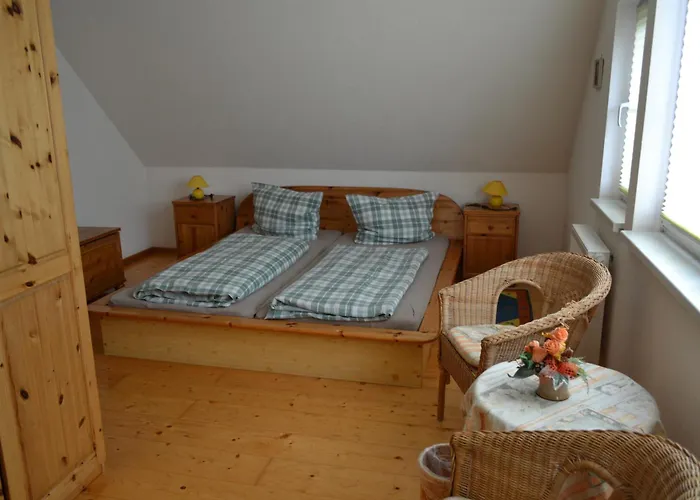 Grosszuegiges Nahe Rochlitz Dohlen (Seelitz)