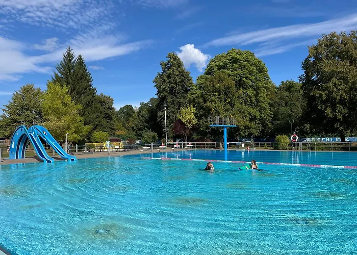 Grosszuegiges Nahe Rochlitz بيت للعطل *